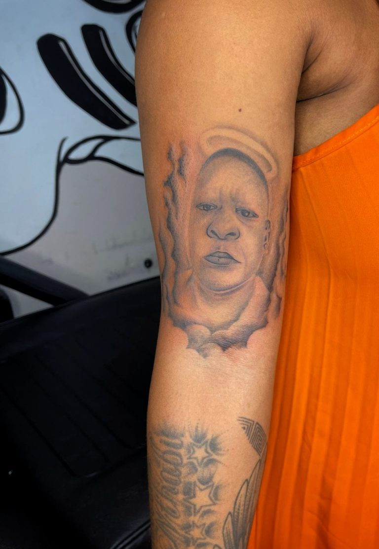 Jinx Ink Parlour gallery image